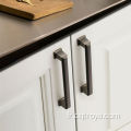 Tirer les poignées de bouton d'armoire de cuisine de meubles de cuisine